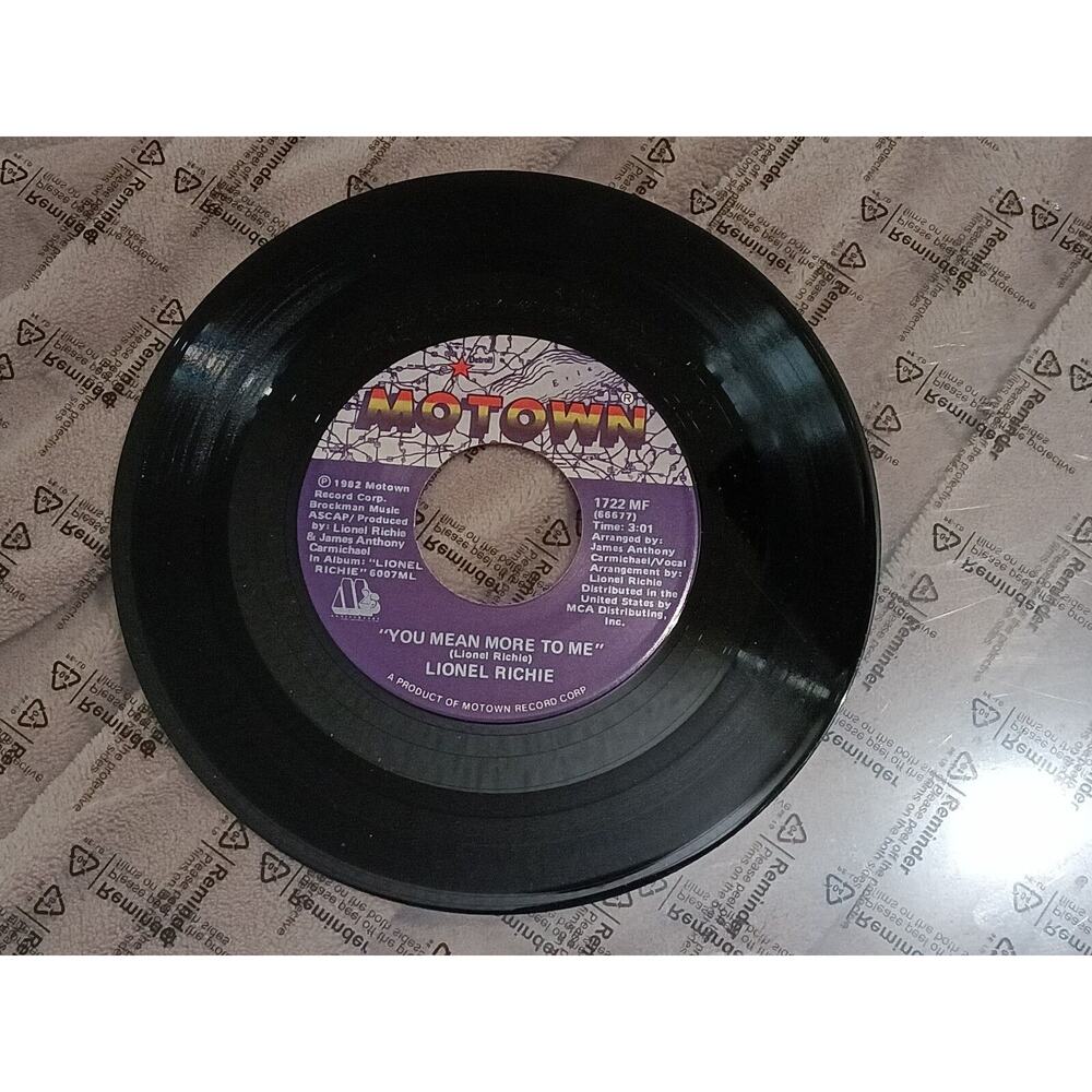 Lionel Richie: Hello /You Mean More To Me 45RPM 7" MOTOWN